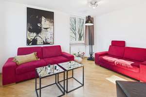 Moderne 2-Zimmer-Wohnung mit Aufzug, Balkon und Tiefgarage in Nymphenburg