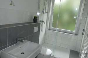 *** Attraktive Singlewohnung mit Duschbad + Loggia in grüner Lage! *** – Neuweselstr. 70, 45355 Borbeck-Mitte, Essen – Vorschaubild 6