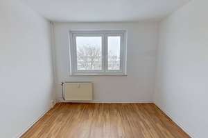 Schöne 3-Zimmer-Wohnung mit EBK, BALKON und Wannenbad – Bernhard-Kellermann-Str. 15, 39120 Leipziger Straße, Magdeburg – Vorschaubild 8