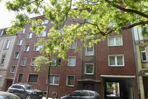 Duisburg - Meiderich, schöne 3 Zimmer Wohnung mit Balkon und Küche – Biesenstraße 35-37, 47137 Mittelmeiderich, Duisburg – Vorschaubild 1