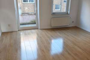 2 Zimmer Wohnung mit kleinem Balkon