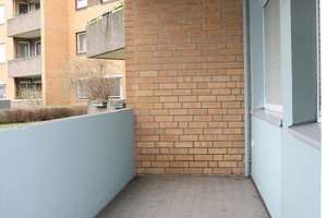 Idyllisches Wohnen mit Pool, Sauna und großer Parkanlage – Die vollständige Adresse der Immobilie erhältst du vom Anbieter., 30659 Bothfeld, Hannover – Vorschaubild 9