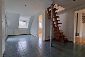 Helle 2 Zimmer Dachgeschosswohnung  Mitten im Leben – Die vollständige Adresse der Immobilie erhältst du vom Anbieter., 22763 Hoheluft-West, Hamburg – Vorschaubild 3