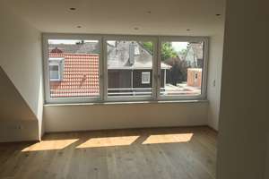 Exklusive 2-Zimmer Dachgeschosswohnung mit Einbauküche (Nähe S-/U-Bahn Feldmoching) – Die vollständige Adresse der Immobilie erhältst du vom Anbieter., 80995 Feldmoching, München – Vorschaubild 6