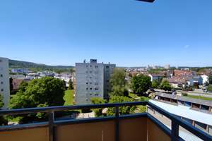 3-Zimmer Wohnung im 5. OG mit Balkon in Leonberg-Ramtel