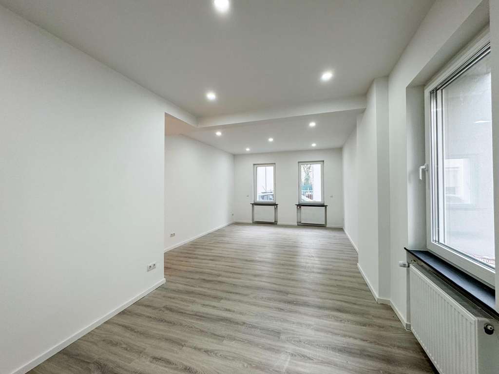 Immobilie in Bad Hönningen - Charmante Doppelhaushälfte mit Garten in guter Lage - Bild 2