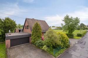 Einfamilienhaus mit riesiger Hobbyhalle in Krefeld-Verberg! – Die vollständige Adresse der Immobilie erhältst du vom Anbieter., 47802 Verberg, Krefeld – Vorschaubild 3