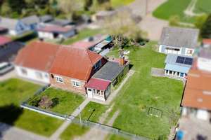 Raus aufs Land: Haus mit Stall, Gewächshaus & Ausbaupotenzial – ideal für Selbstversorger – Die vollständige Adresse der Immobilie erhältst du vom Anbieter., 18320 Schlemmin – Vorschaubild 4