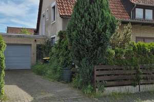 Geräumiges Einfamilienhaus mit 7 Zimmern in Salzgitter-Thiede