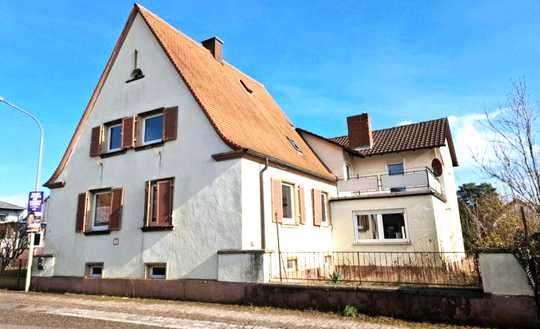 Großzügiges 1-2 Familienhaus individuell Nutzbar mit großem Potenzial