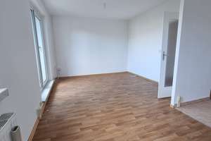 Ruhige 3-Zimmer-Wohnung mit Balkon – Gustav-Zenker-Straße 3, 39218 Schönebeck (Elbe) – Vorschaubild 2