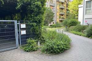 Schöne 1,5-Zimmer-Wohnung mit Balkon & Tiefgaragenplatz – ab sofort verfügbar