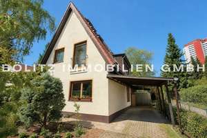 Wintergarten-Highlight: EFH in Rudow | ca. 162 m² BGF | 6 Zimmer | Pool, Garten & Carport – Die vollständige Adresse der Immobilie erhältst du vom Anbieter., 12355 Rudow, Berlin – Vorschaubild 4