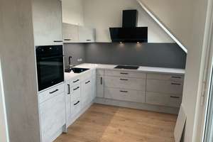 3 Zimmer / 109m² – Dachgeschosswohnung in Köpenick mit hochwertiger Einbauküche sucht Nachmieter – Die vollständige Adresse der Immobilie erhältst du vom Anbieter., 12557 Köpenick, Berlin – Vorschaubild 2