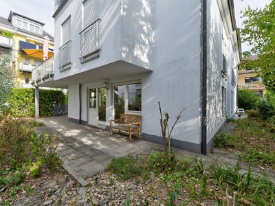 Charmante Erdgeschosswohnung mit Terrasse und Garten in ruhiger Lage