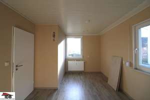 Viel Platz zum Wohlfühlen: Doppelhaushälfte mit 155 m² und ca. 300 m² Grundstück in SZ-Lesse – 38228 Lesse, Salzgitter – Vorschaubild 13