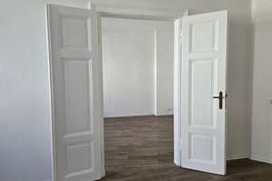 Geräumige und sonnige Wohnung direkt neben Theater zu vermieten. – Demianiplatz 29-30, 2826 Innenstadt, Görlitz – Vorschaubild 20