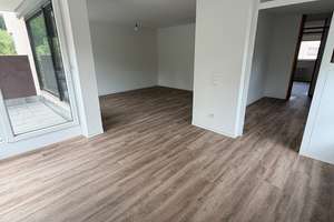 Sanierte 3 Zimmerwohnung  mit großer Dachterrasse in ruhiger Ortsrandlage