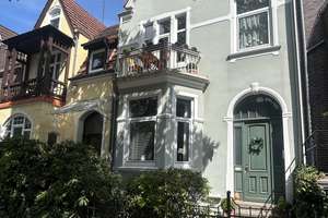 Altbau mit historischem Charme und schönem Garten