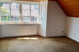 Einfamilienhaus mit Garage in familienfreundlicher Lage – Die vollständige Adresse der Immobilie erhältst du vom Anbieter., 26127 Nadorst, Oldenburg (Oldenburg) – Vorschaubild 10