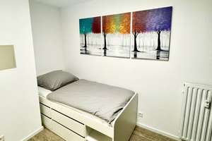 Koffer packen und in eine möblierte Wohnung mit Stellplatz nahe der Universität einziehen. – Richard-Schirrmann-Straße 16, 55129 Hartenberg-Münchfeld, Mainz – Vorschaubild 1