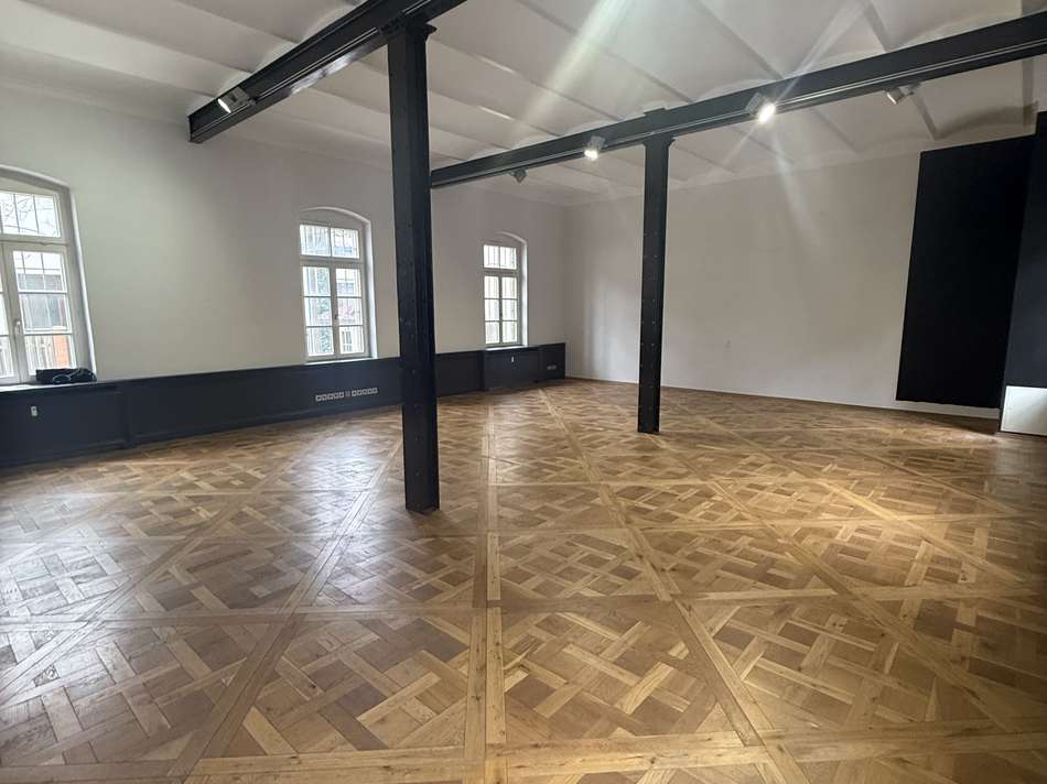 großer Bereich EG, aufteilbar