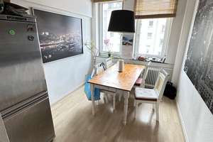 Charmante 2-Zimmer-Wohnung mit Balkon im Herzen von Düsseldorf – Am Wehrhahn 20, 40211 Stadtmitte, Düsseldorf – Vorschaubild 2