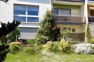 Sonniger Garten & 3 Einheiten – Doppelhaushälfte in Ronsdorf mit Balkonen & Terrasse