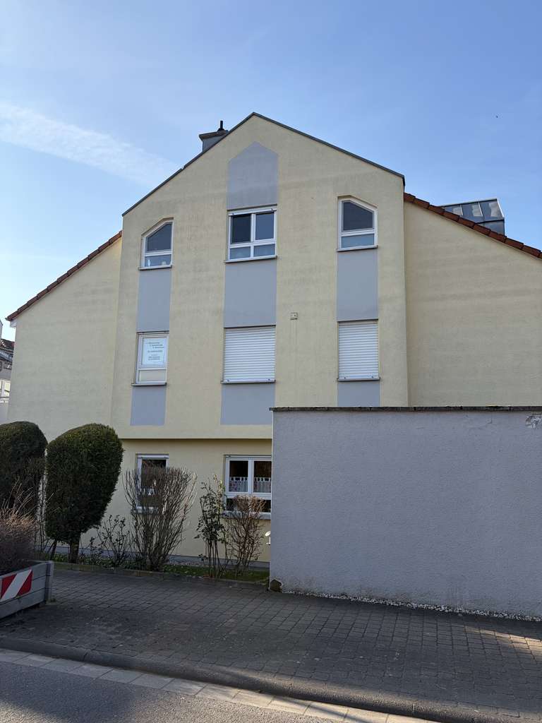 Immobilie in Budenheim - Großzügig Wohnen über den Dächern von Budenheim - Bild 2