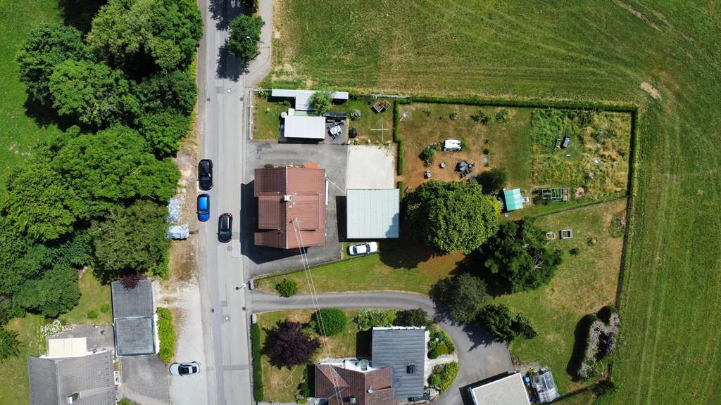 Immobilie in Burladingen - !!Attraktives Wohnobjekt mit über 1300m² Grundstück!! - Bild 2