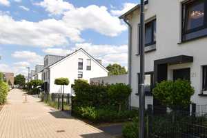 Meerbusch-Büderich: Herzlich Willkommen in Ihrem neuen Zuhause! – Am Gutshof 21, 40667 Neuss (Rhein-Kreis) – Vorschaubild 2