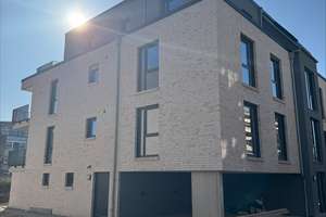 Lichtdurchflutete 4- Zimmerwohnung in Osnabrück ! – Hans-Albrecht-Dicke Straße 11, 49090 Innenstadt, Osnabrück – Vorschaubild 2