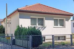 ***Gepflegter Bungalow nähe Stubenrauchstr. mit guter Infrastruktur auf ruhigem Grundstück***