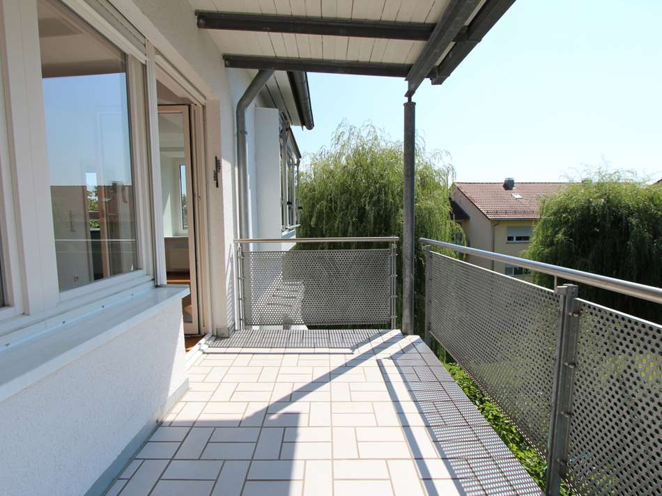 Überdachter Balkon