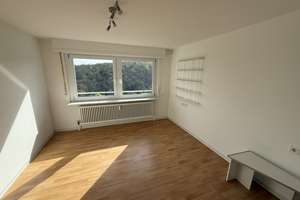 Schicke Dachgeschosswohnung mit großer Sonnenterrasse in Stuttgart-Botnang – Die vollständige Adresse der Immobilie erhältst du vom Anbieter., 70195 Botnang-Nord, Stuttgart – Vorschaubild 6