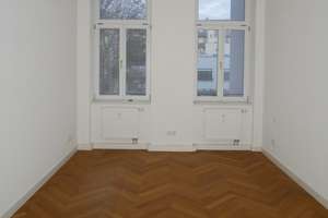 Eindrucksvolle Wohnung mit Balkon, Tageslichtbad mit Wanne!  – Die vollständige Adresse der Immobilie erhältst du vom Anbieter., 1307 Johannstadt-Nord, Dresden – Vorschaubild 5
