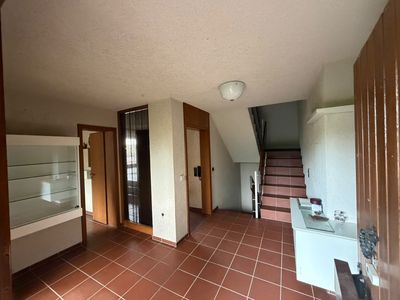Repräsentatives gebautes Einfamilienhaus mit großzügiger Einliegerwohnung