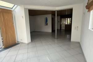 GEPFLEGTES REIHENECKHAUS MIT GARAGE UND AUSBAURESERVE – Die vollständige Adresse der Immobilie erhältst du vom Anbieter., 74172 Neckarsulm – Vorschaubild 2