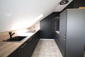 Sofort frei ! Helle, freundliche voll möblierte 2,5 Zimmer Wohnung mit Balkon, Ulm-Söflingen – Blaubeurerstraße 213, 89081 Söflingen, Ulm – Vorschaubild 7