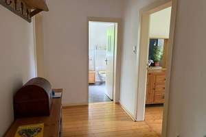 Schöne 2-3 Zimmer-Wohnung in 47226 Duisburg-Rheinhausen
"Nähe Volkspark" – Die vollständige Adresse der Immobilie erhältst du vom Anbieter., 47226 Rheinhausen-Mitte, Duisburg – Vorschaubild 9