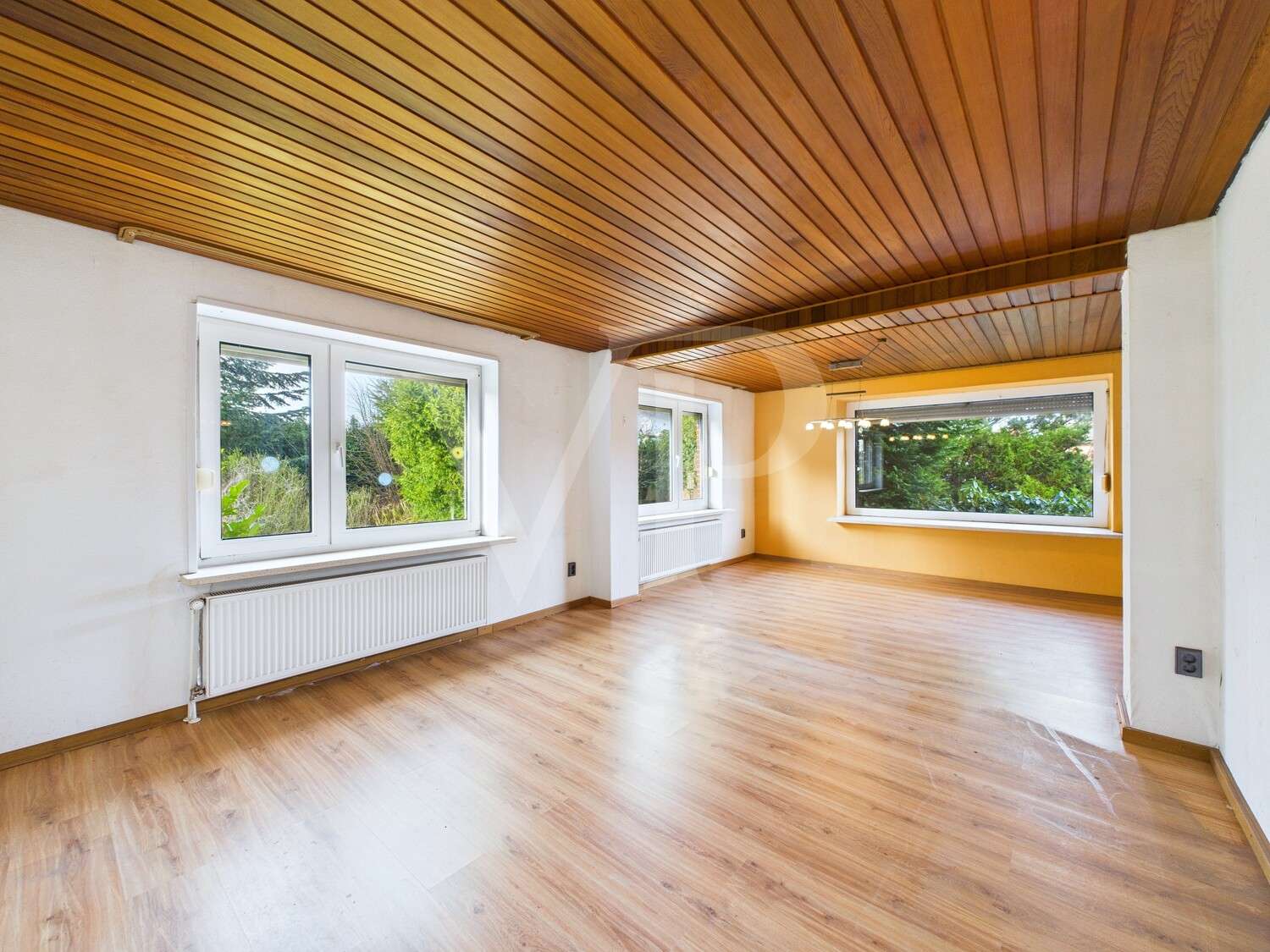 Einfamilienhaus mit viel Platz und Entwicklungsmöglichkeiten in Osteel, Aurich Kreis – Bild 3