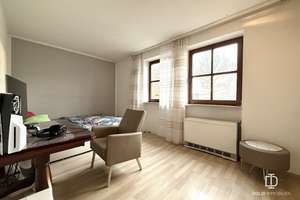 Vielseitig nutzbares Zweifamilienhaus in guter Lage – Die vollständige Adresse der Immobilie erhältst du vom Anbieter., 86692 Münster – Vorschaubild 8