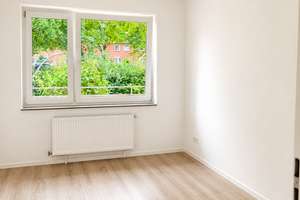 Frisch sanierte 3-Zimmer-Wohnung mit Einbauküche & Balkon – Erstbezug nach Sanierung – Tondernstr. 43, 23556 Sankt Lorenz Nord, Lübeck – Vorschaubild 3