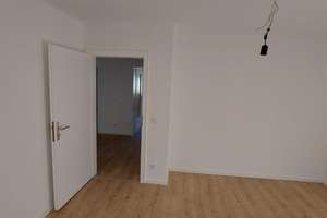 Schöne renovierte 3- Zimmerwohnung – Hasencleverstr. 18, 42659 Burg/Höhscheid, Solingen – Vorschaubild 9