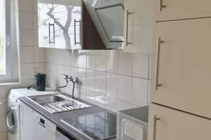 HELLE WOHNUNG MIT LOGGIA & BLICK INS GRÜNE - GUTER SCHNITT - SUPER INFRASTRUKTUR – Quäkerstr. 8 tt, 13403 Reinickendorf (Ortsteil), Berlin – Vorschaubild 4
