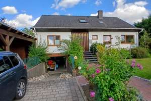 Kleinod: Geräumiges Familienhaus in LUTHE mit herrlichem Garten – Lenzstrasse 2, 31515 Wunstorf – Vorschaubild 2
