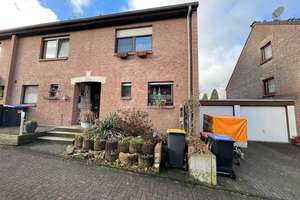 geplegtes Reihenhaus in ruhiger Lage in Remscheid – Die vollständige Adresse der Immobilie erhältst du vom Anbieter., 42899 Stursberg, Remscheid – Vorschaubild 4