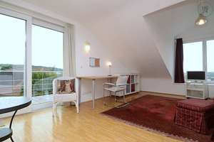 Möbliertes 1-Zimmerapartment in Würzburg mit Balkon- bevorzugt für Wochenendheimfahrer