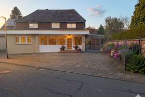 Ein Haus mit vielen Möglichkeiten:Wohnen, Gewerbe &viel Platz für Ihre Visionen, sowie eine große – Die vollständige Adresse der Immobilie erhältst du vom Anbieter., 38444 Heiligendorf, Wolfsburg – Vorschaubild 2