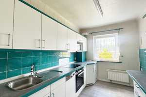**RESERVIERT** Ein Zuhause mit Charakter – Doppelhaushälfte mit Wintergarten und  Garten - Provis... – Gotha (Kreis) – Vorschaubild 3